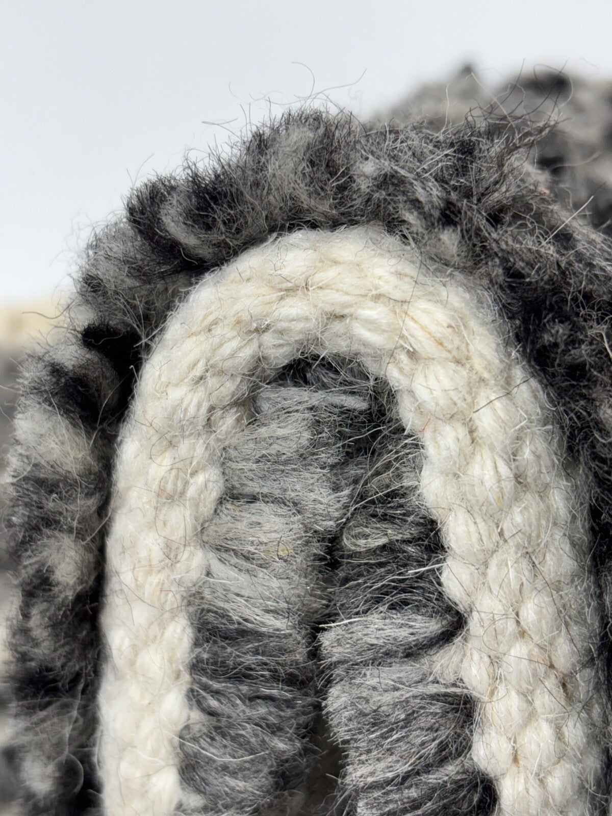 Tappeto annodato a mano in lana 100% 60x90 Tappeto dal design moderno Grigio Nero BCI104