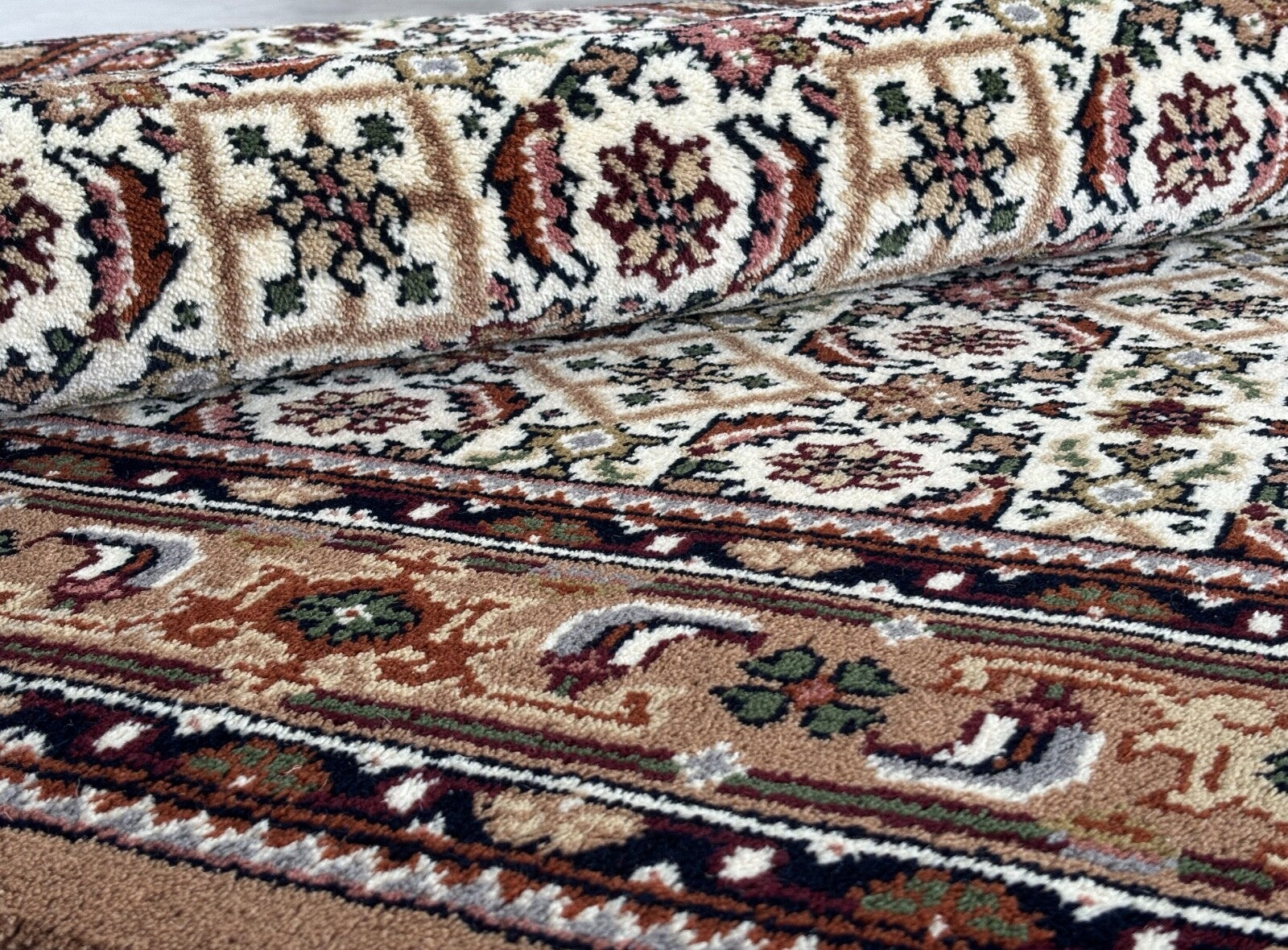 Orientteppich Herati 250x350 cm Handgeknüpft Beige Braun Unikat Teppich in Wolle