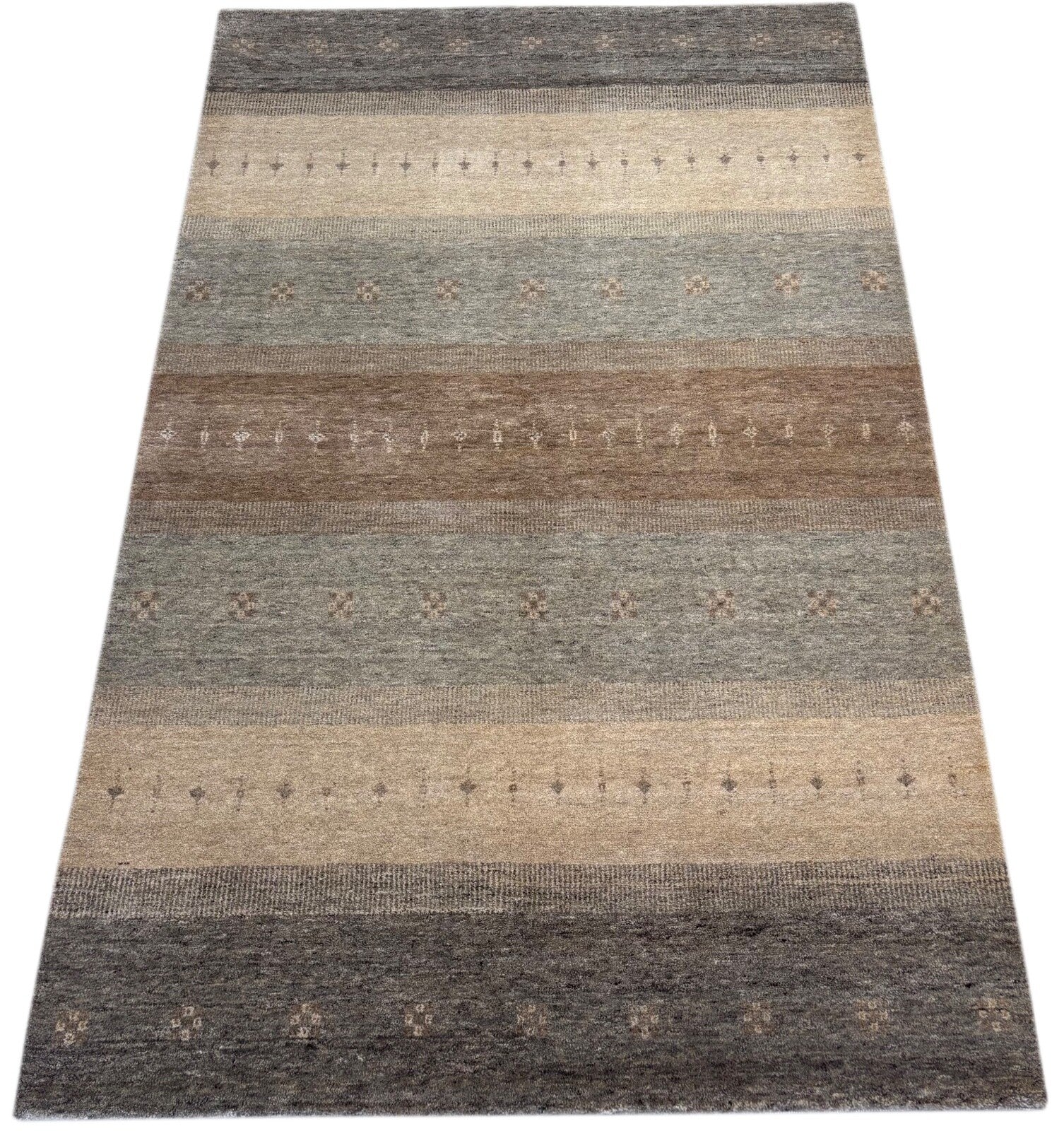 Handgeknüpft Orientteppich 170x240 Wolle Teppich Klassisch Design st64