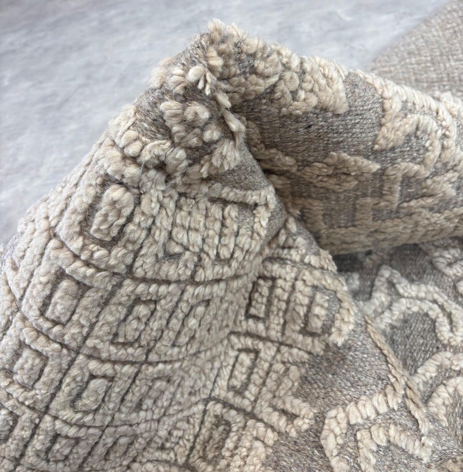 Handgeknüpfter Wollteppich 152x243 cm Beige Grau Modern Design DT960