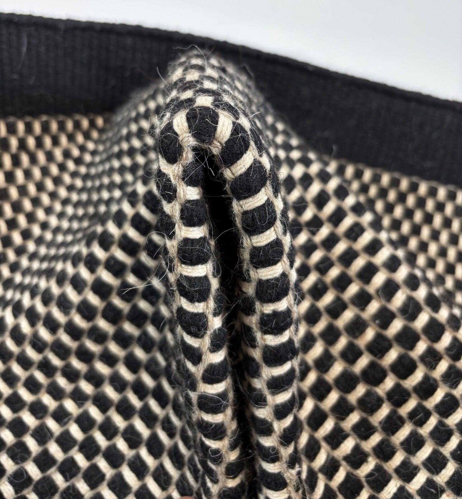 Kilim Dhurry Teppich 60x90cm Handgefertigt 100% Wolle Schwarz R126