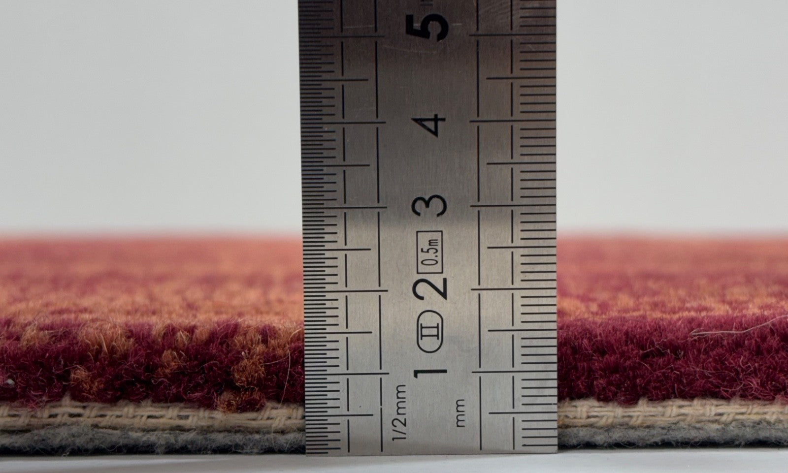 Handgetufteter Teppich 60x90 cm Dunkelrot Modern Muster Design Wolle R102