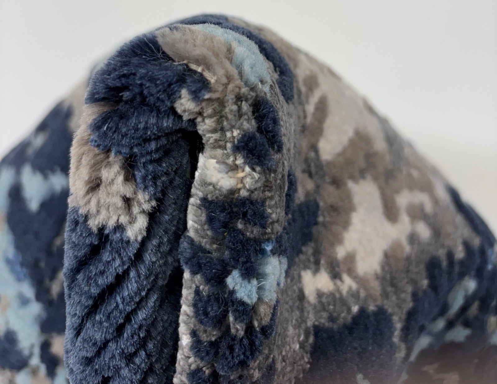 Handgeknüpfter Design Teppich 60x90 Blau Grau Bambus Seidenglanz R119