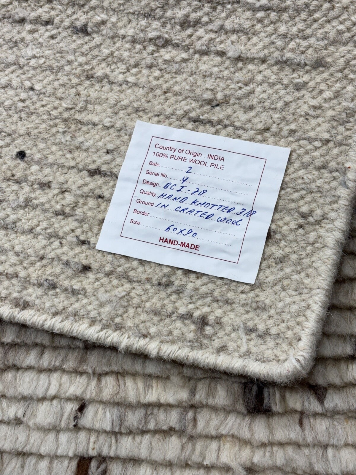 Ručno čvorani tepih od 100% vune 60x90 Moderni dizajnerski tepih bež boje BCI78