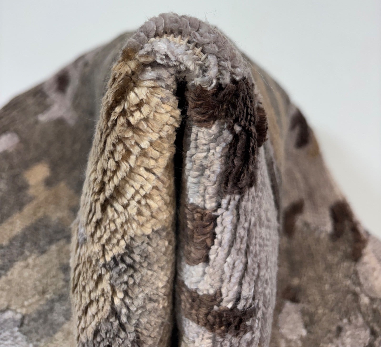 Handgeknüpfter Designer Teppich 60x90 cm Multigrau Glanz Bambus-Seide R115