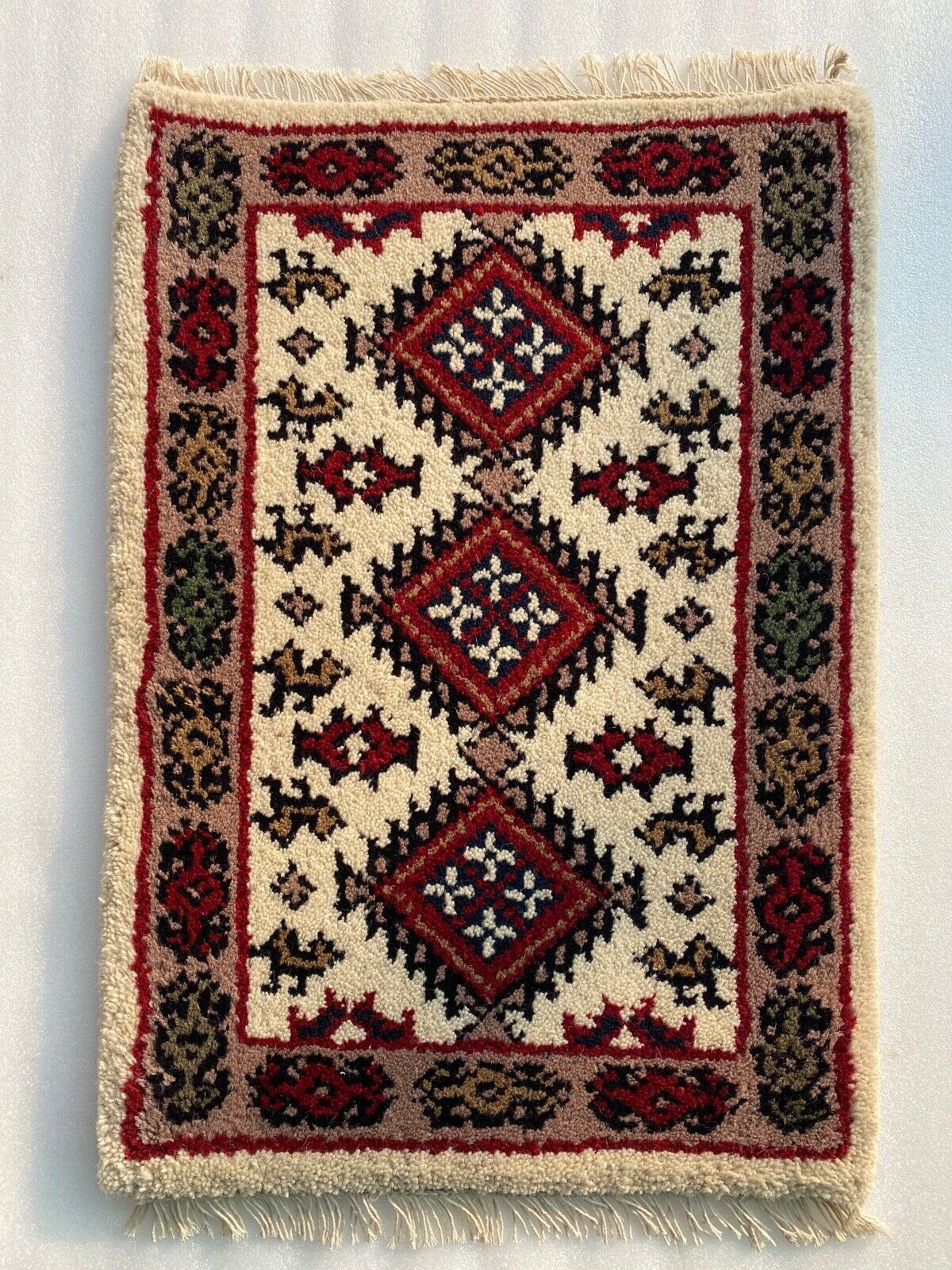 Bež Bridge 40x60 cm ročno vozlana preproga za avto 100 % volna PH6