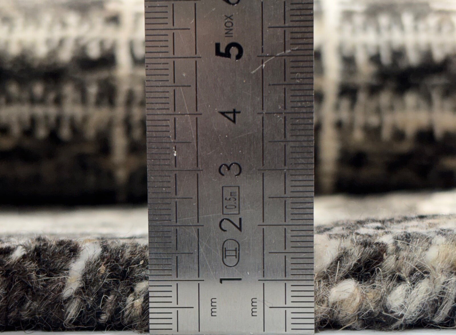 Handgeknüpfter Teppich 90x90 cm Dunkelgrau Weiß Modern Kurzflor Wolle R108