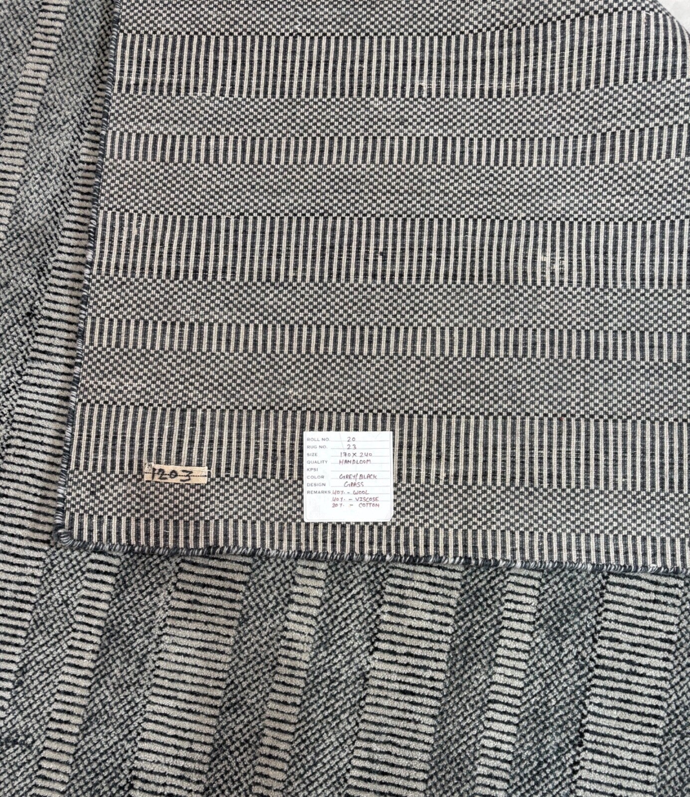 Teppich 170x240 Grau Schwarz Gestreift Handgewebt Wolle Viskose Modern R23