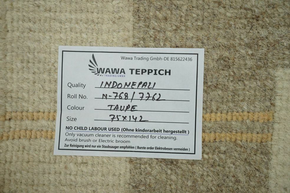 Originalaufnahme des Wollteppichs WAWA N768 in Taupe und Beige mit Bordüre, Nennmaß 70x140 cm
