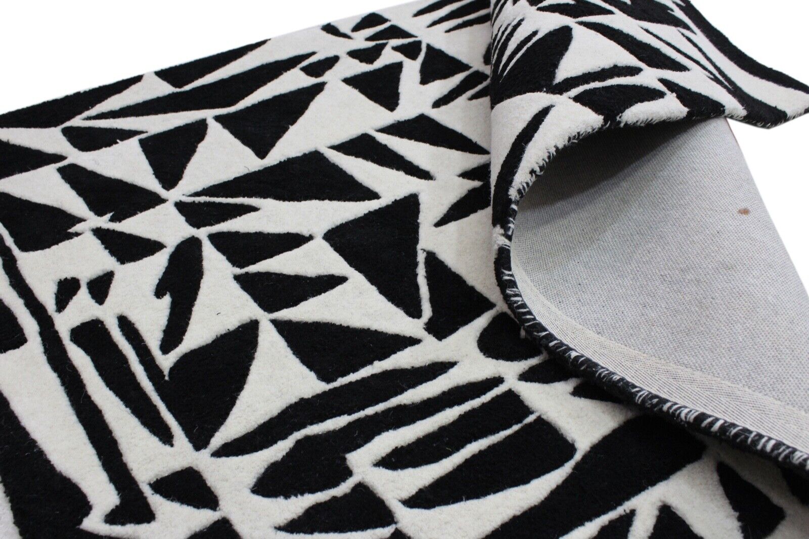 Mustanbeige 100% villamatto 120x180 cm käsintehty, käsin tuftattu ME4