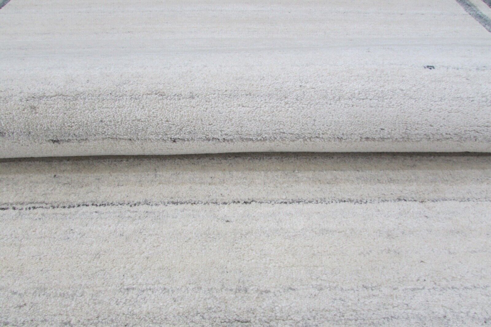 Szürkebézs Gyapjúszőnyeg Bézs Színben 160x230 cm Kézzel Készített, Kézzel Tuftolt T830