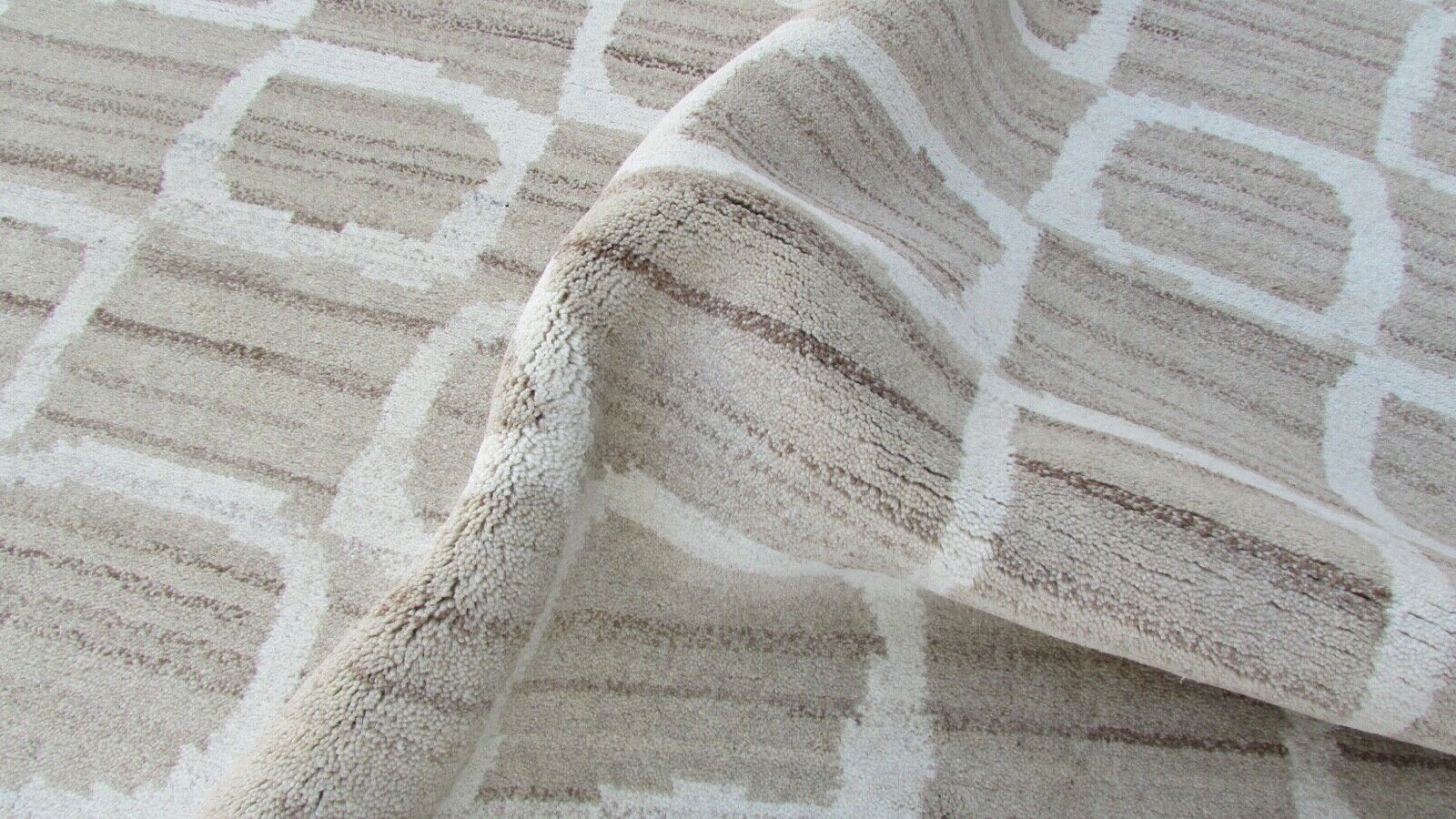 Nepal Teppich Handgeknüpft Beige Grau 100% Wolle Orientteppich 163x228 cm N-82