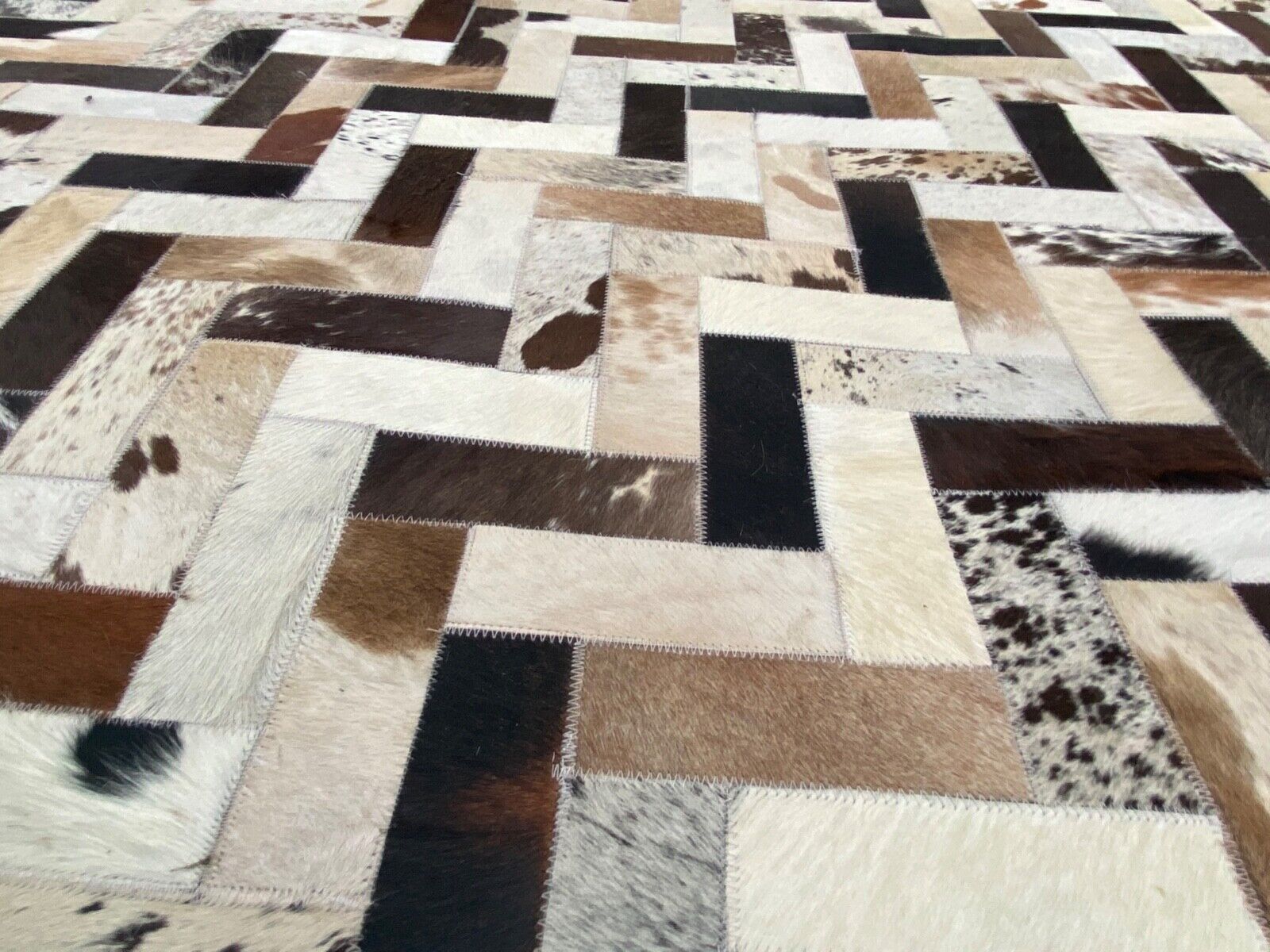Tappeto in pelle 160x230 cm 100% pelle bovina avorio marrone beige argento patchwork L7