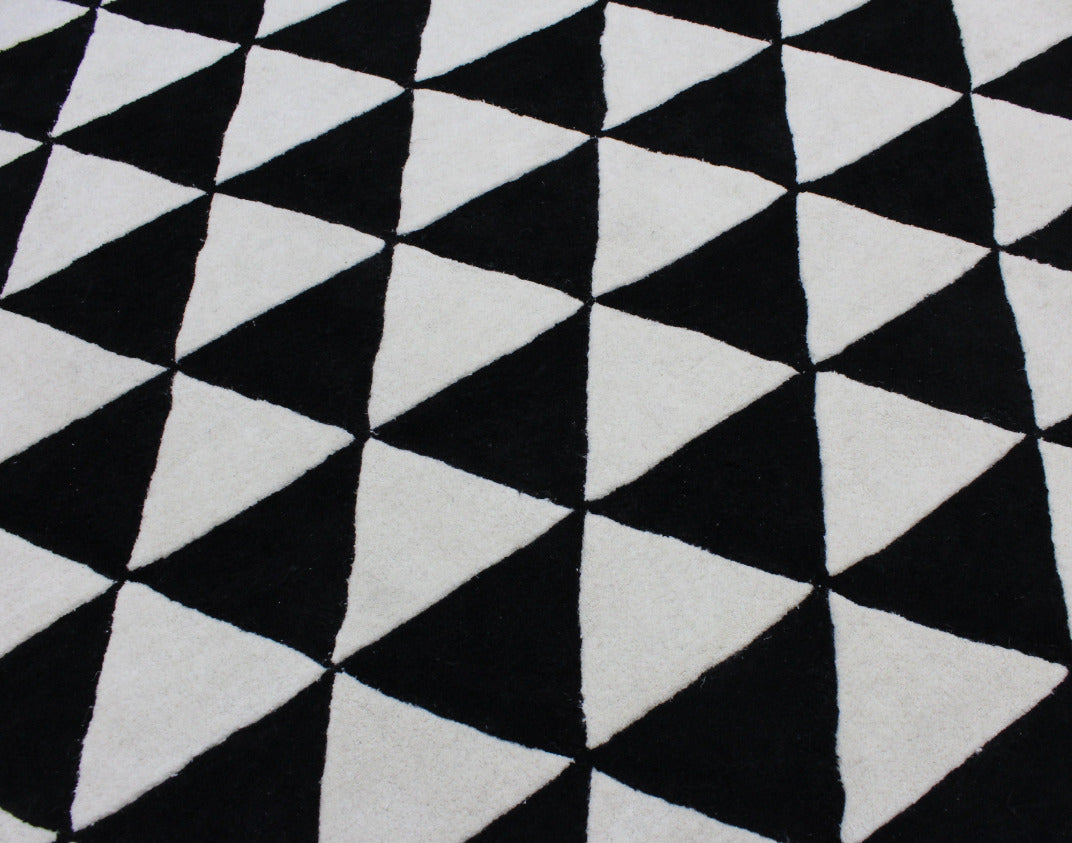 Schwarz Beige 100% Wolle Teppich 170X240 CM Handarbeit Handgetuftet Dreieck ME2
