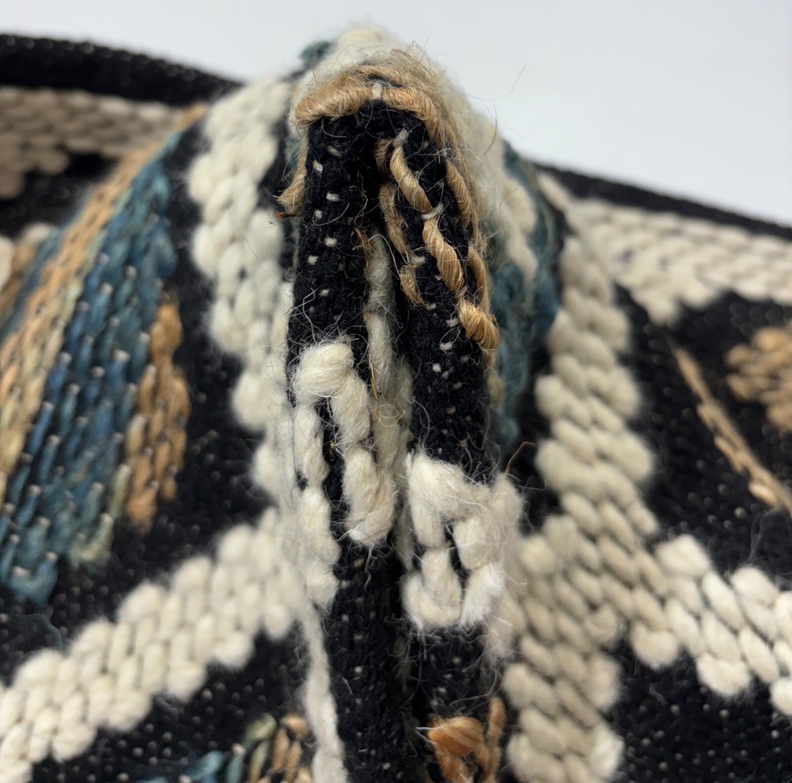 Handgewebter Teppich 60x90cm Schwarz Naturfarben Kilim Dhurrie Wolle Jute D556