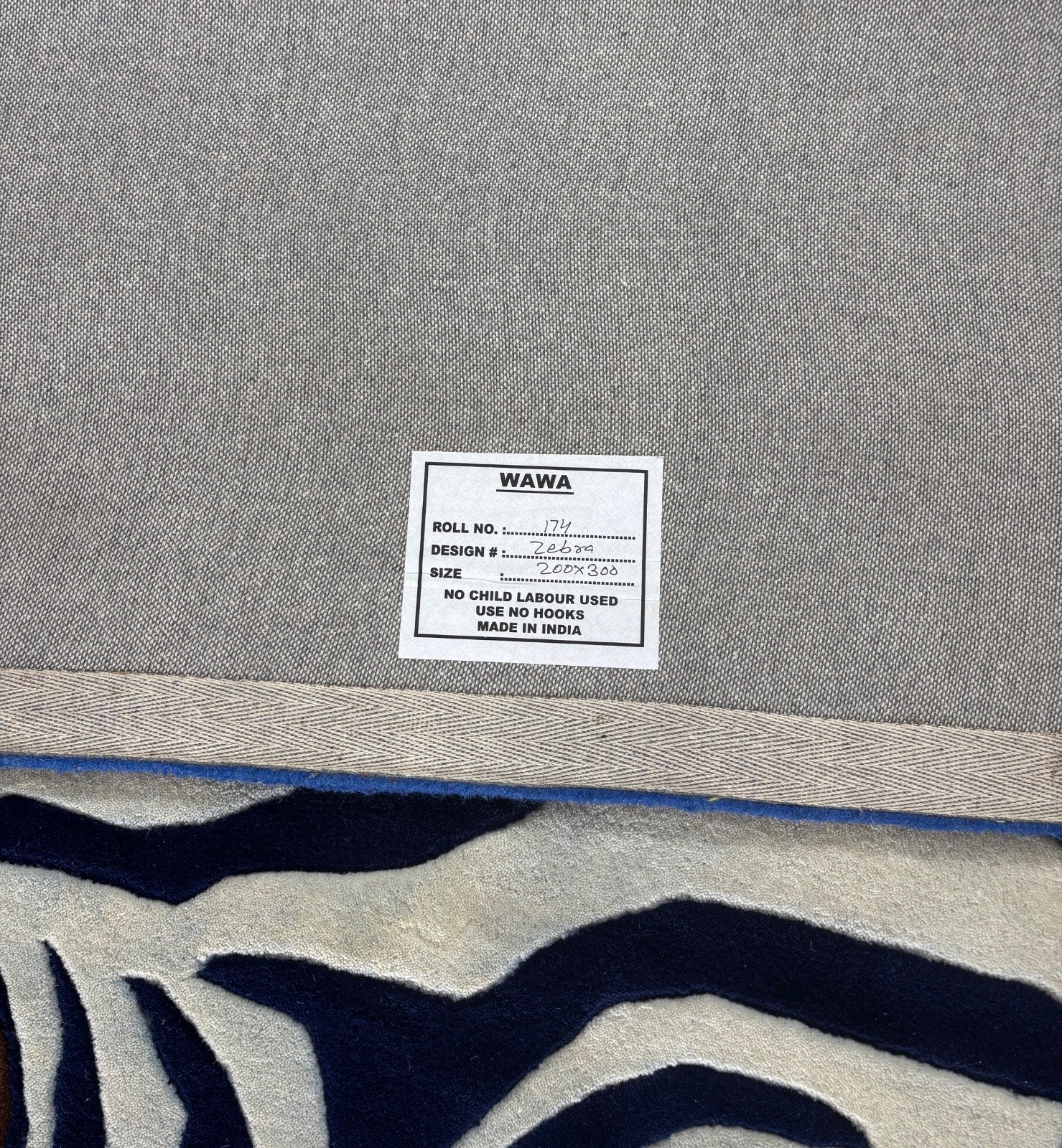 ZEBRA Design Teppich 200x300 cm  Handgetuftet 100% Wolle Blau Schwarz Weiẞ R174