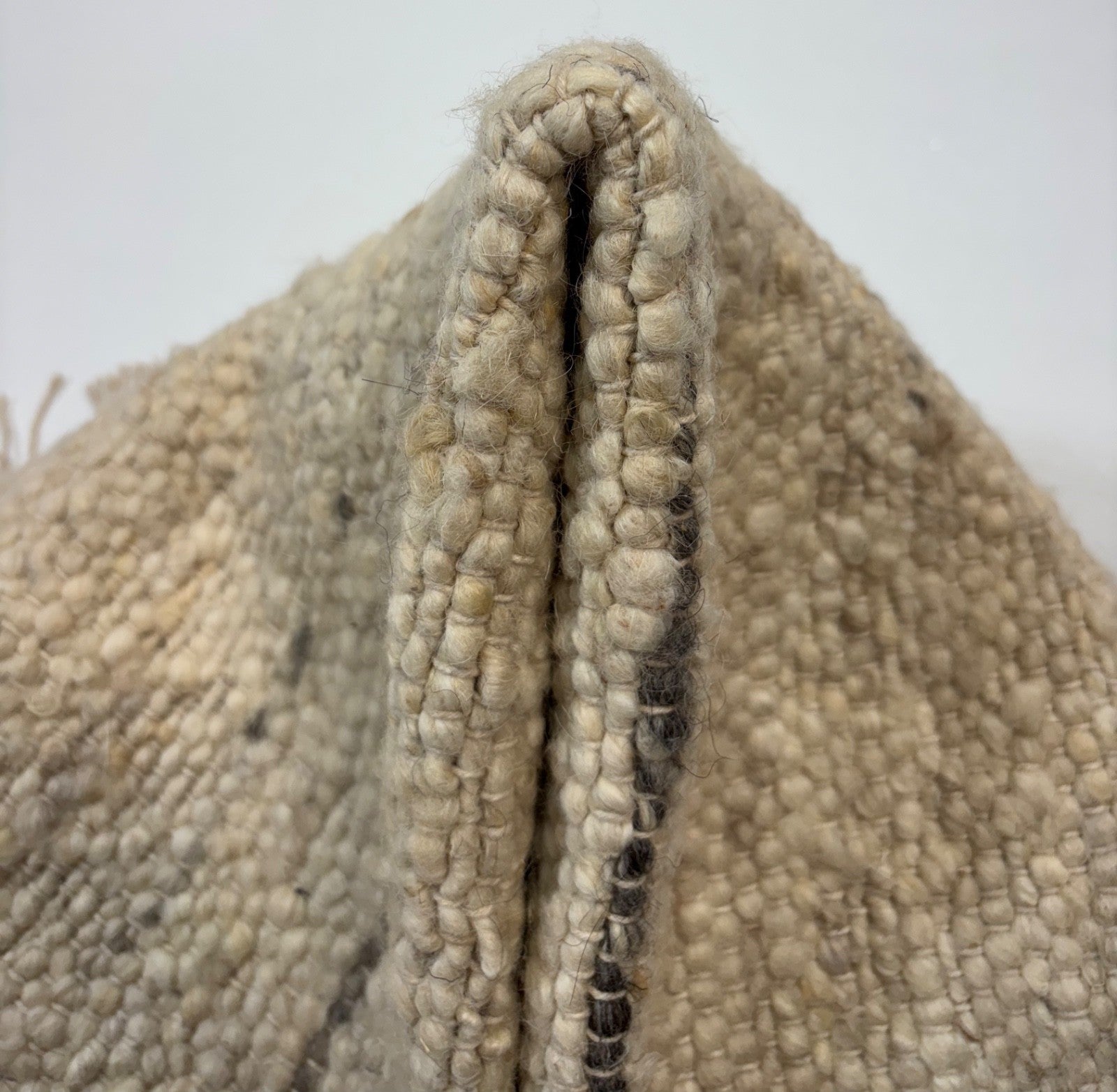 Preproga 60x90 cm bombažna juta naravne barve ročno tkana ploščata dekorativna D527 