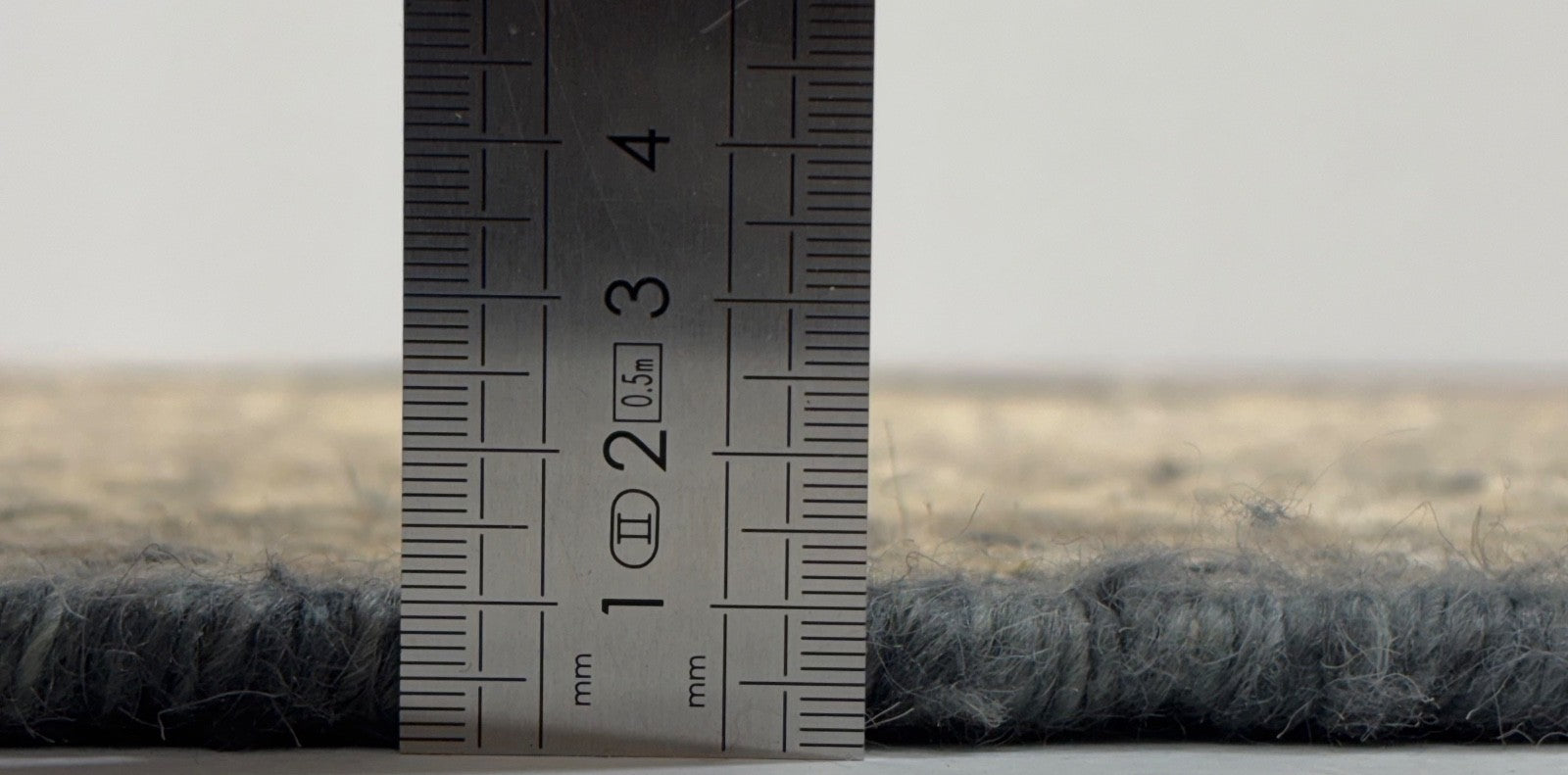 Kleiner Wollteppich 60x60 cm Handgewebt aus Wolle & Jute Naturfarben Unter D508