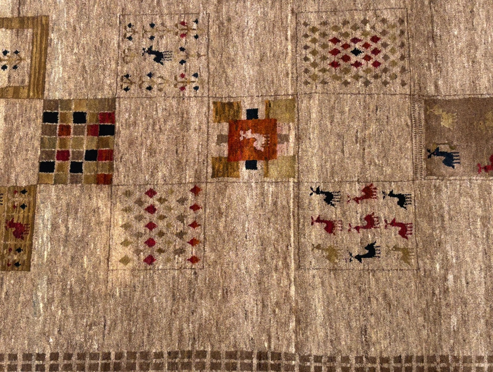 Orientteppich Handgeknüpft 100%  Wolle Gabbeh Modern Muster 125x185 cm