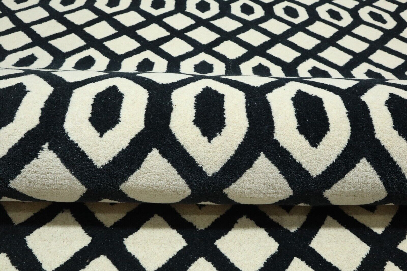 Beige Schwarz Teppich 100% Wolle 160X230 cm Handarbeit Handgetuftet T930