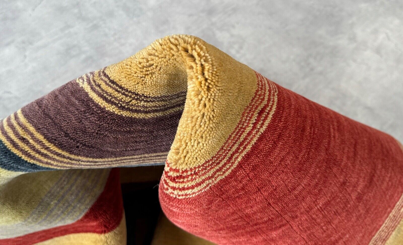 Gabbeh Teppich 100% Wolle 120x180 cm Rot Gold Bunt Handgewebt Orientteppich BR10