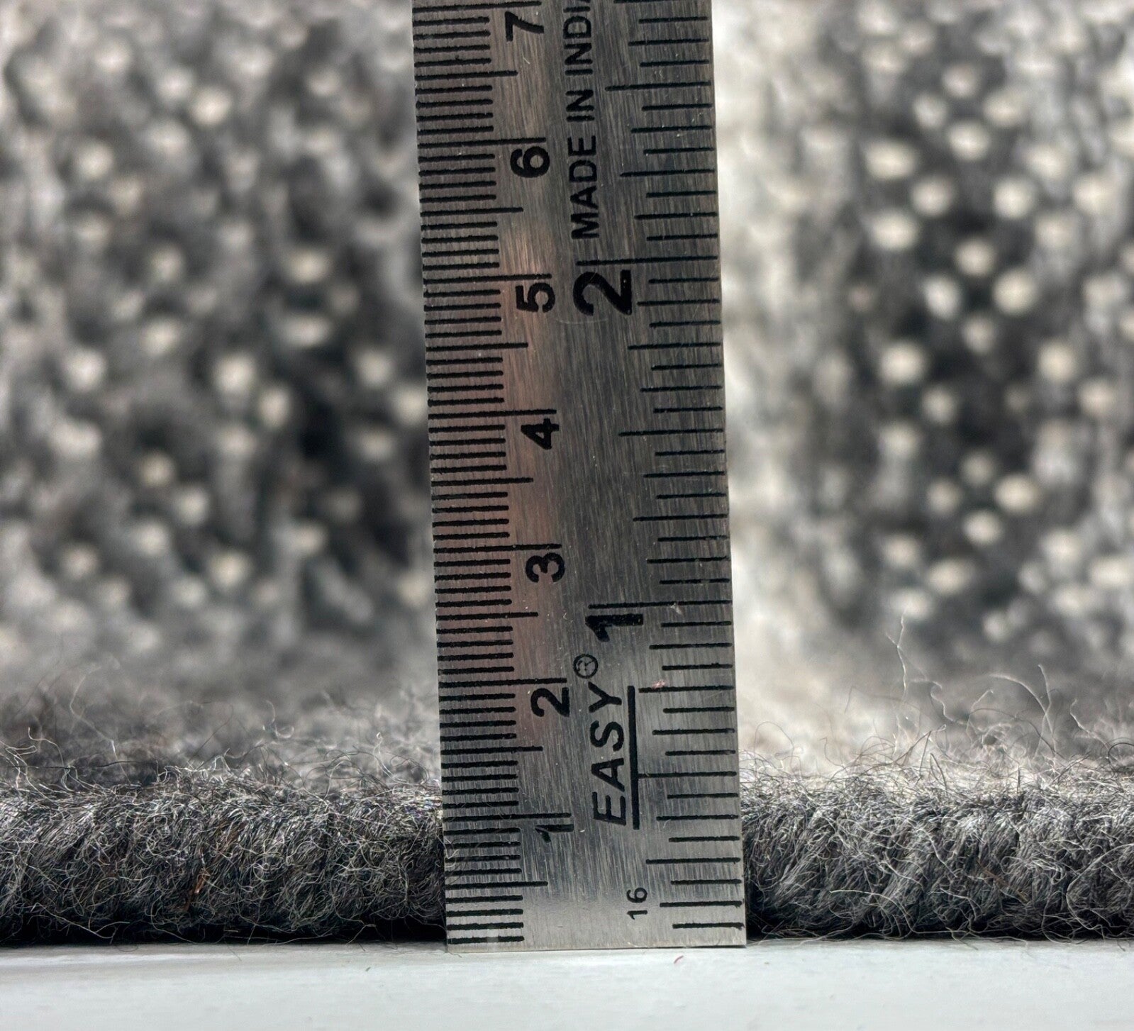 Villamatto 60x90 Käsin solmittu mustan beigen värinen tasapintainen matto hapsuilla 30 R