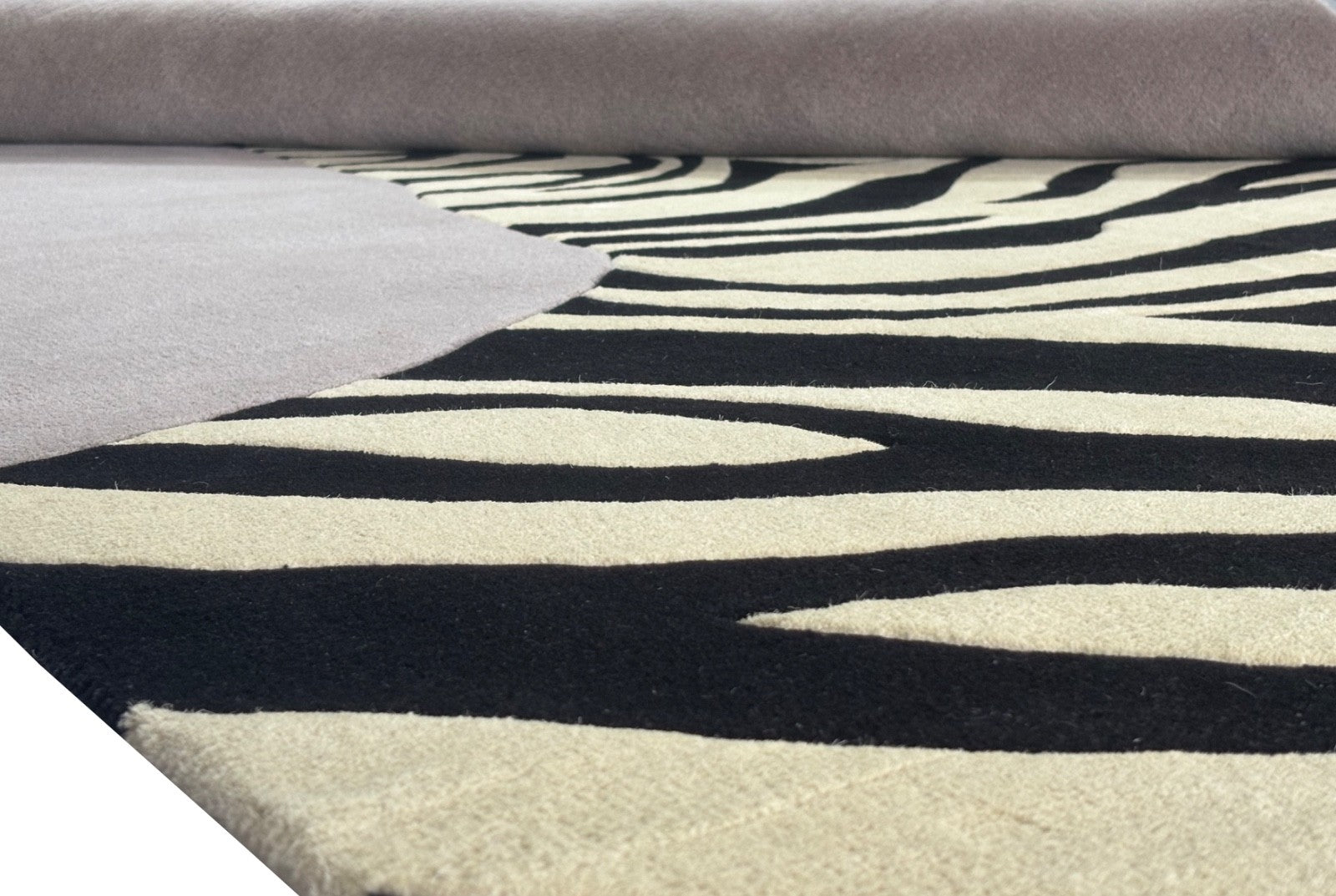 ZEBRA Design Teppich 200x300 cm  Handgetuftet 100% Wolle Grau Schwarz Beige R47