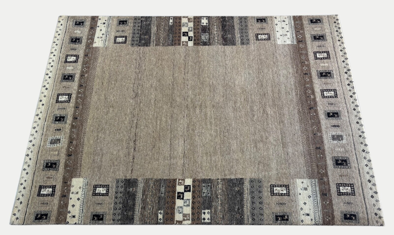 Handgeknüpft Orientteppich 170x225  Wolle Teppich Braun Klassisch Design St-01