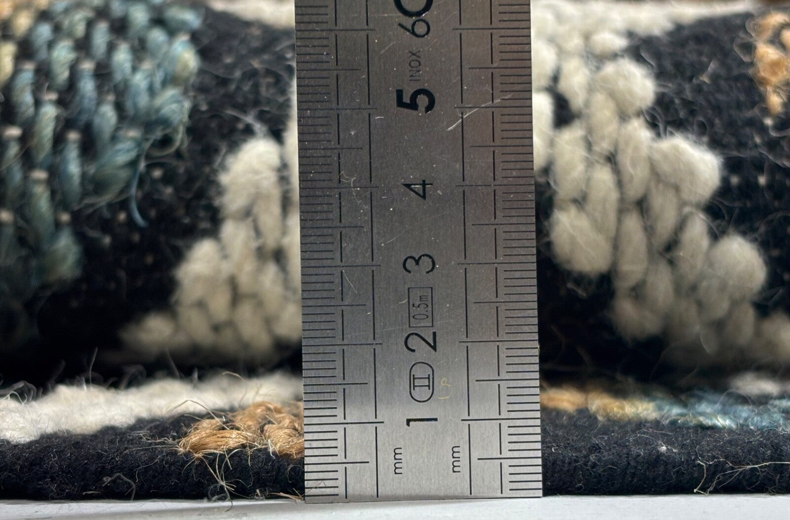 Handgewebter Teppich 60x90cm Schwarz Naturfarben Kilim Dhurrie Wolle Jute D556