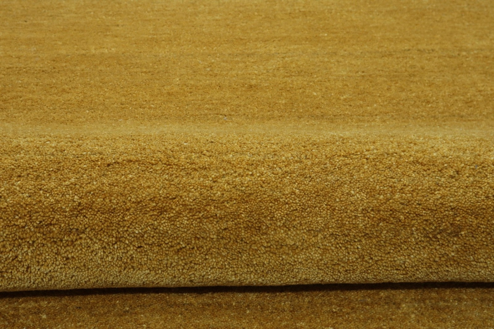 Gabbeh Teppich 100% Wolle Gold Uni Farbe 120x180 cm  Handgemacht PL24