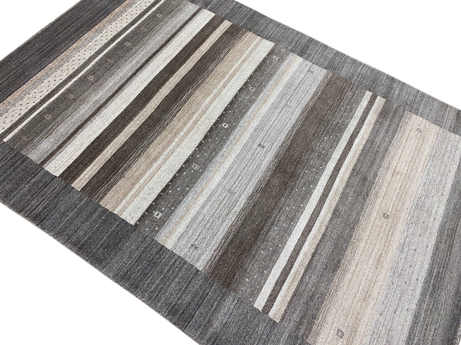 Grau Gabbeh Teppich Wolle Viskose Fine Orientteppich Handgewebt Loom Brücke