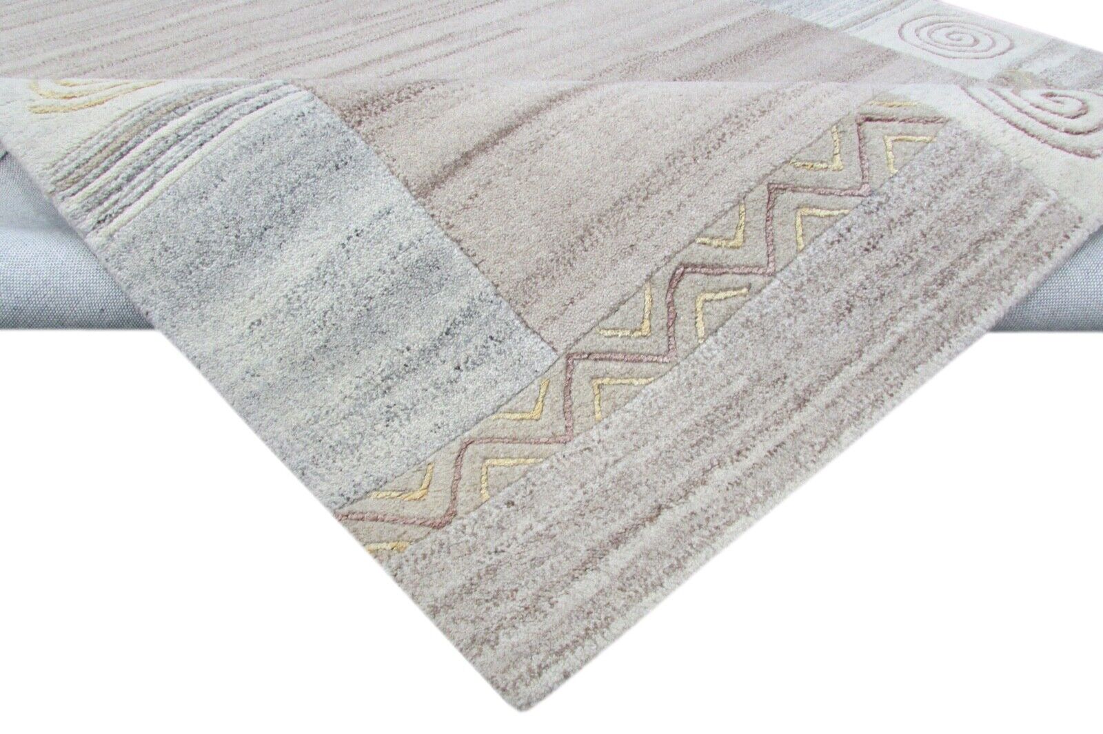 Preproga 100 % volna sivo bež 160 x 230 cm naravna volna ročno tkana T845 