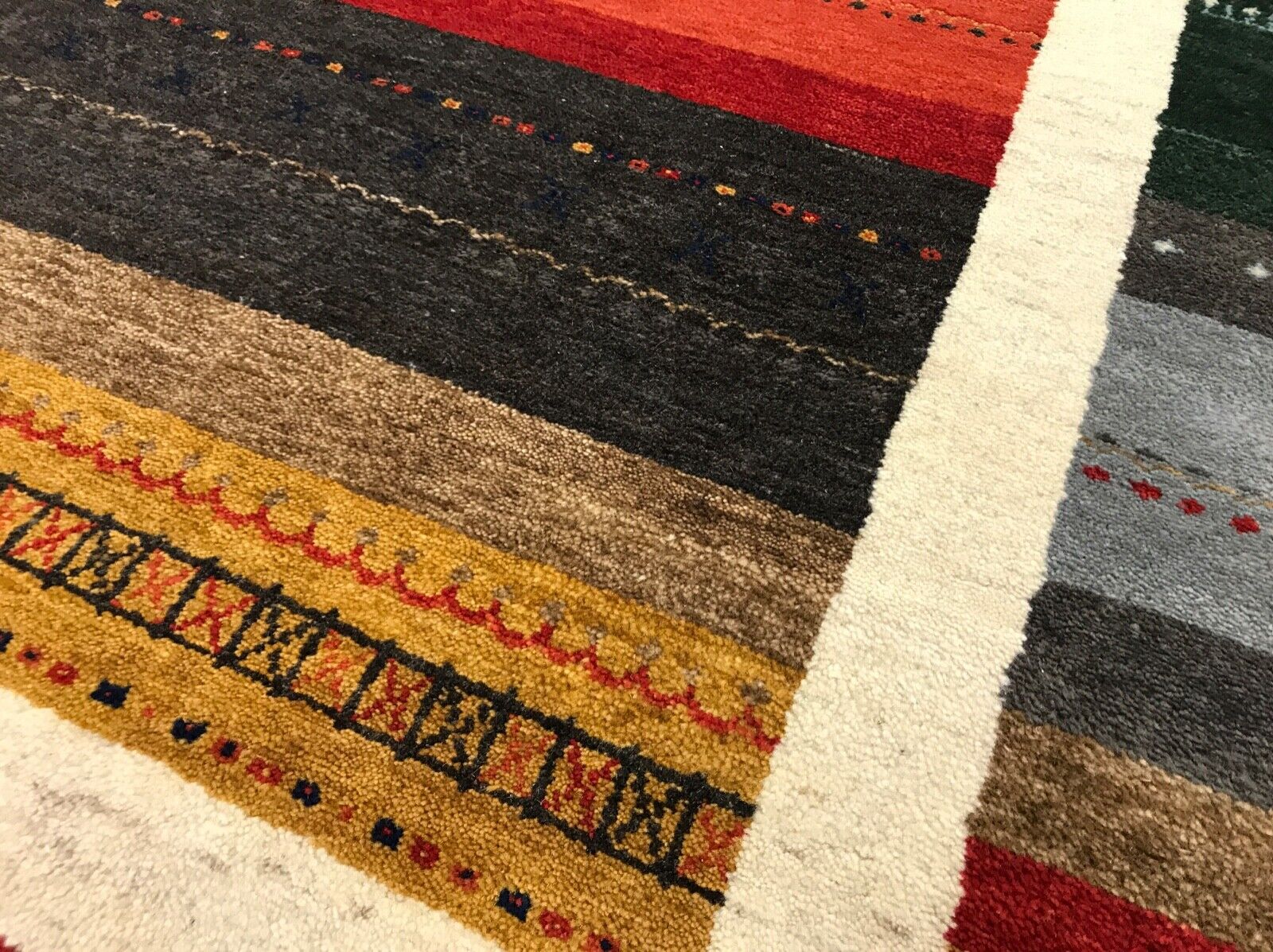 Hochwertiger Gabbeh Teppich 140X200 cm 100% Wolle Handgeknüpft Orientteppich