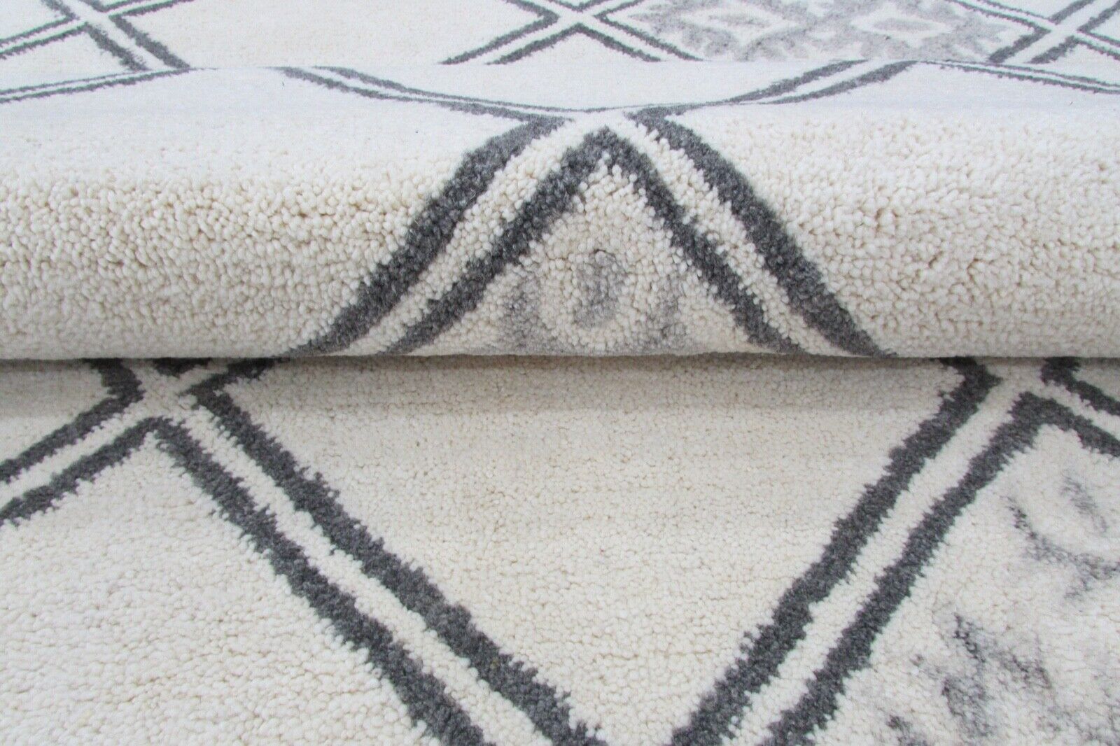 Tæppe 100% uld grå beige 160x230 cm håndlavet håndtuftet T860