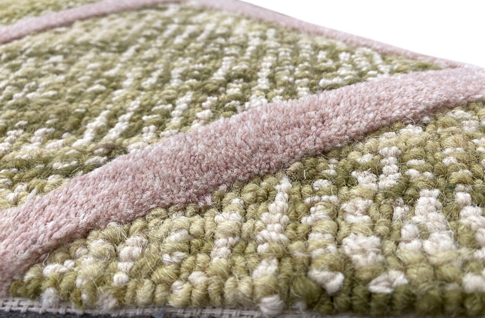 Žalias, smėlio spalvos, pilkas rankomis dygsniuotas rytietiškas kilimas, 100 % vilna, 155 x 242 cm, D-133