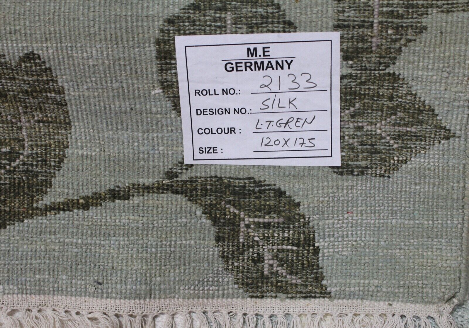 Ručno čvorani svileni tepih, 120x180 cm, svijetlozelene/sive boje. 