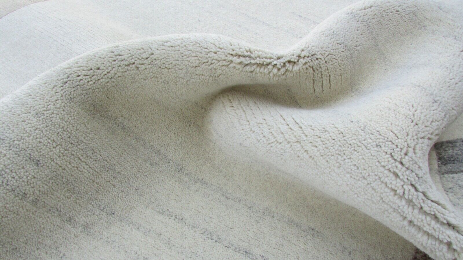 Nepal Teppich Handgeknüpft Grau Beige 100% Wolle Orientteppich 160x229 cm N-2