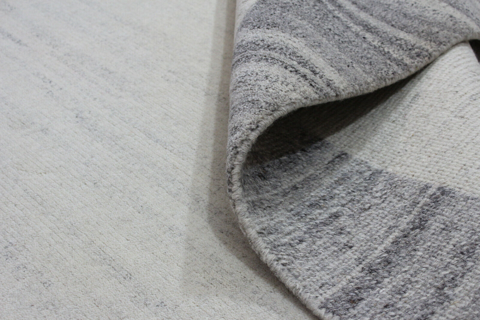 Nepal Teppich Handgeknüpft Grau Beige 100% Wolle Orientteppich 164x219 cm N8