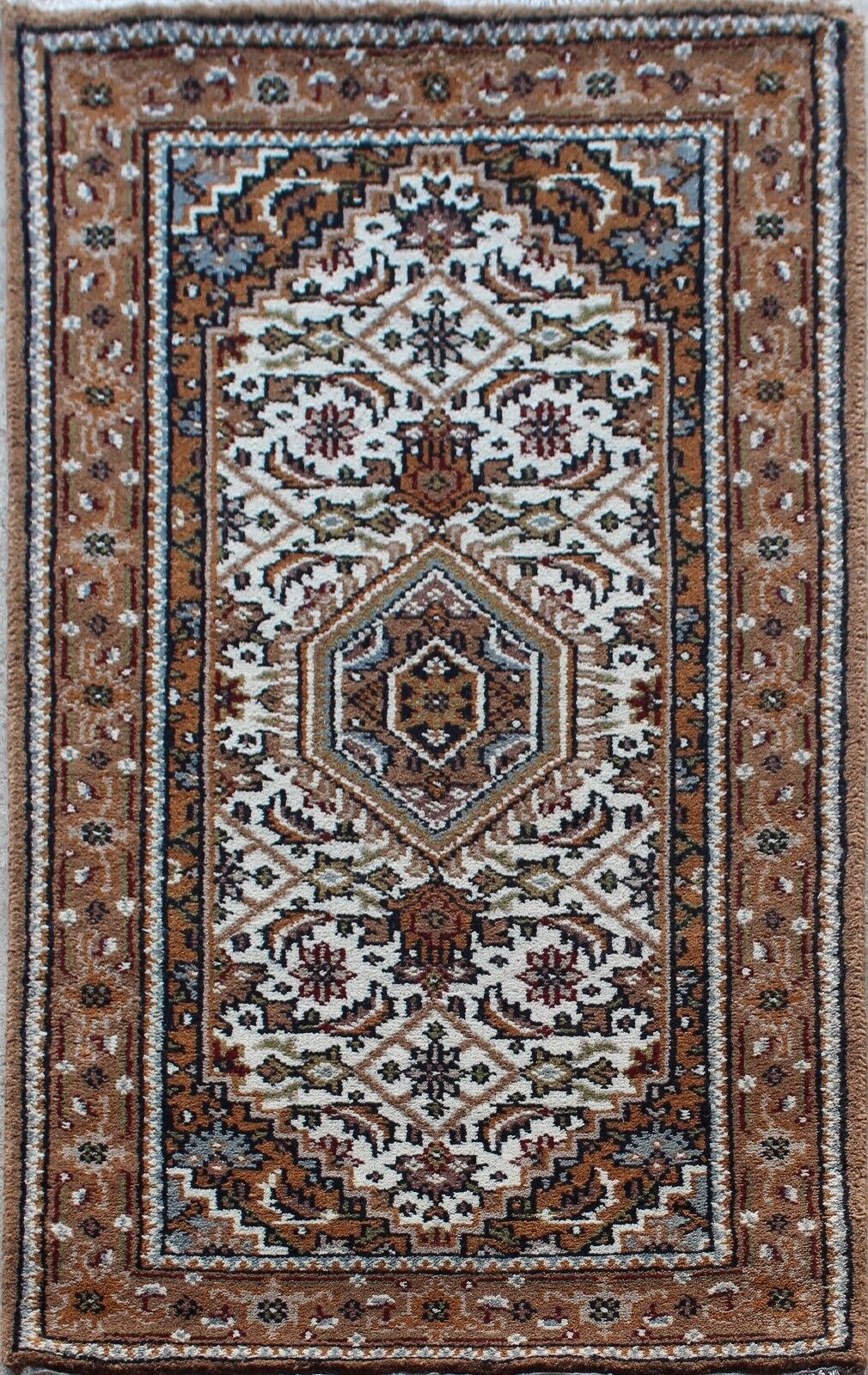 Tappeto orientale 70x140 cm, annodato a mano, 100% lana, marrone/crema, tappeto Bidjar