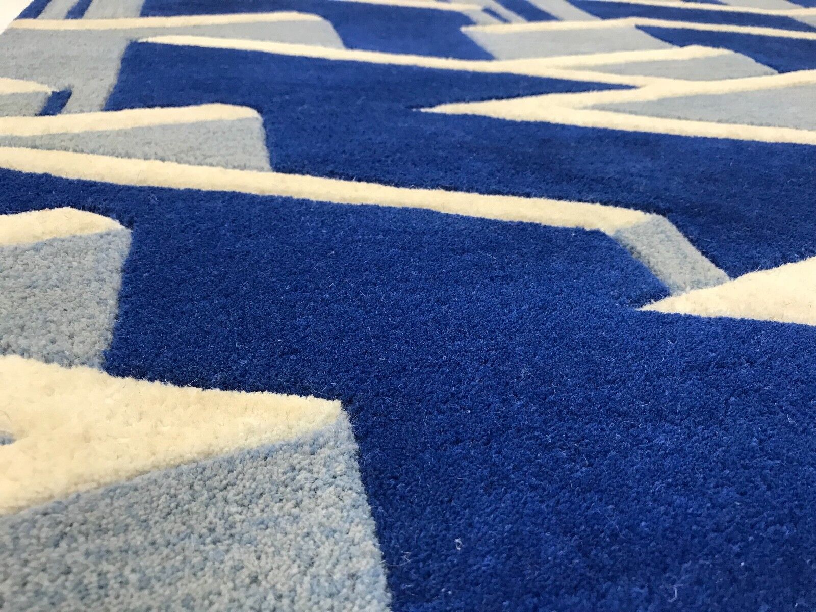 Tapis design 120x180 cm, fait main, 100% laine, tufté à la main, effet 3D