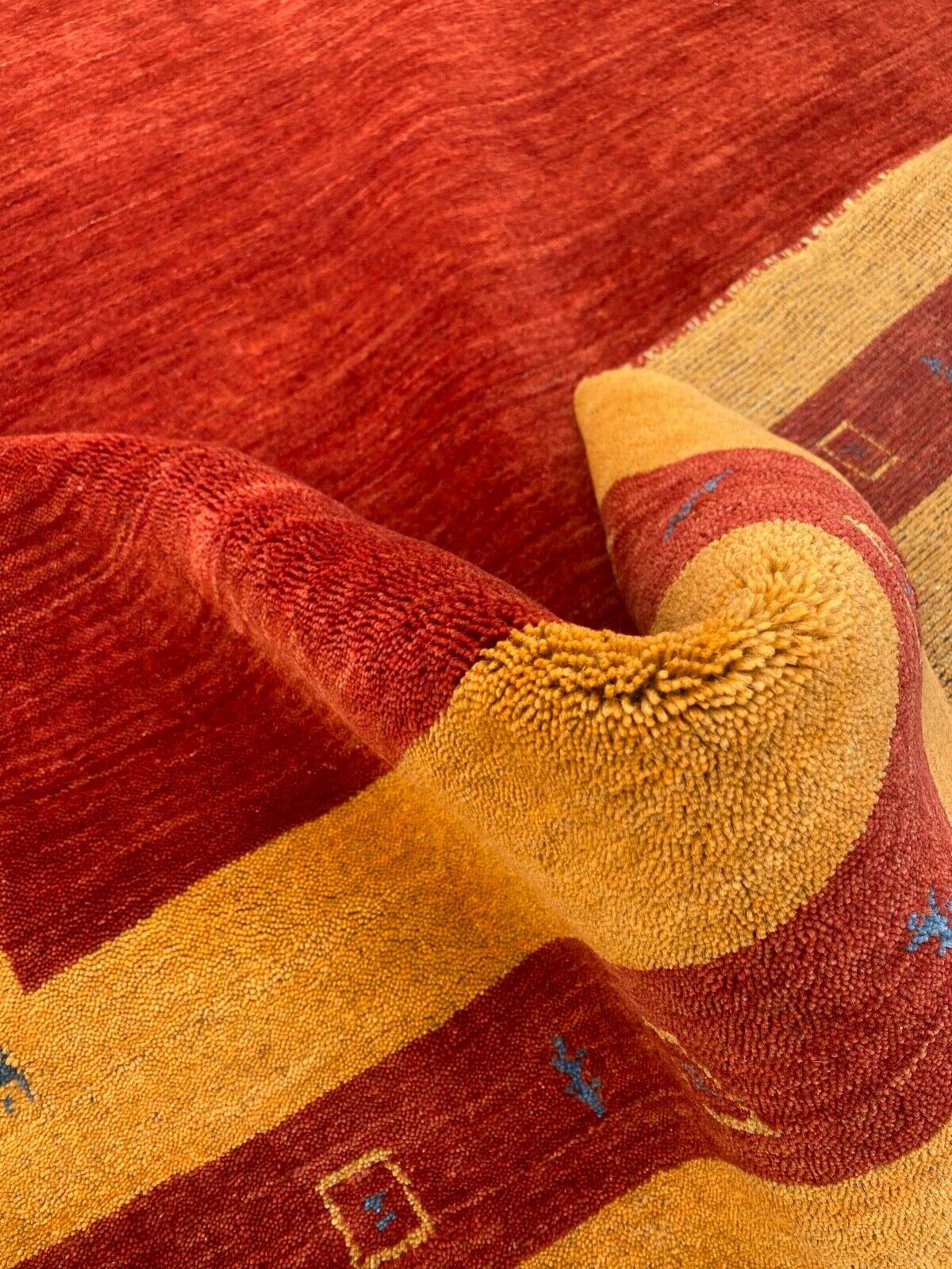 Tappeto Gabbeh, 100% lana, 200x300 cm, rosso, oro, blu, tessuto a mano, tappeto orientale, 113