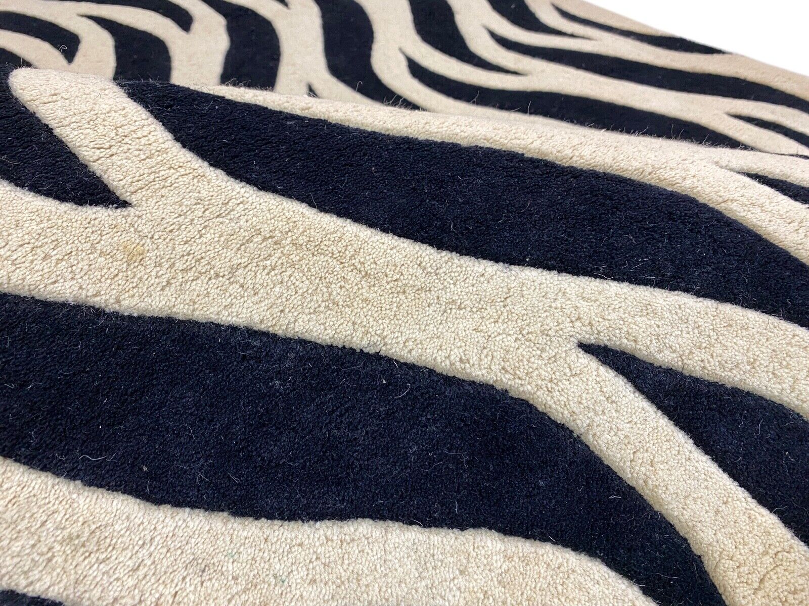 Schwarz Beige Teppich 100% Wolle Orientteppich Handgetuftet 155X245 CM D-124